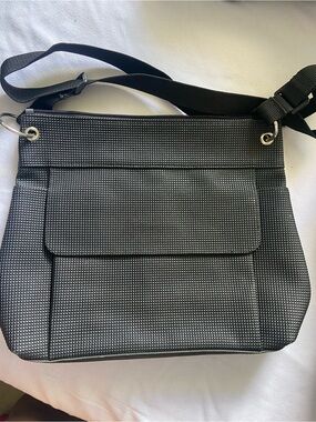 #6- URBANOXIDE Black BUBBLE Silicone Rubber  Crossbody Bag